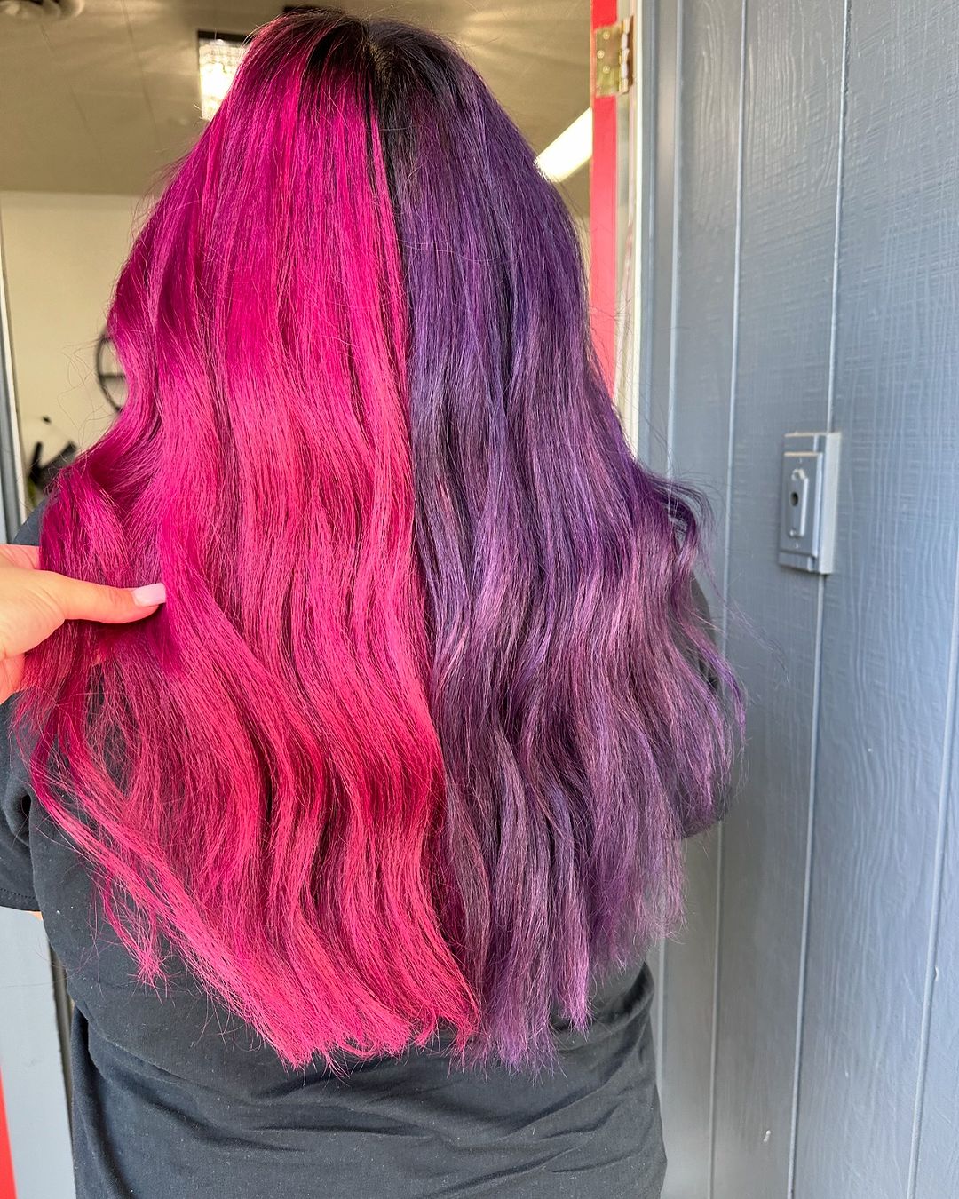 pelo rosa y morado