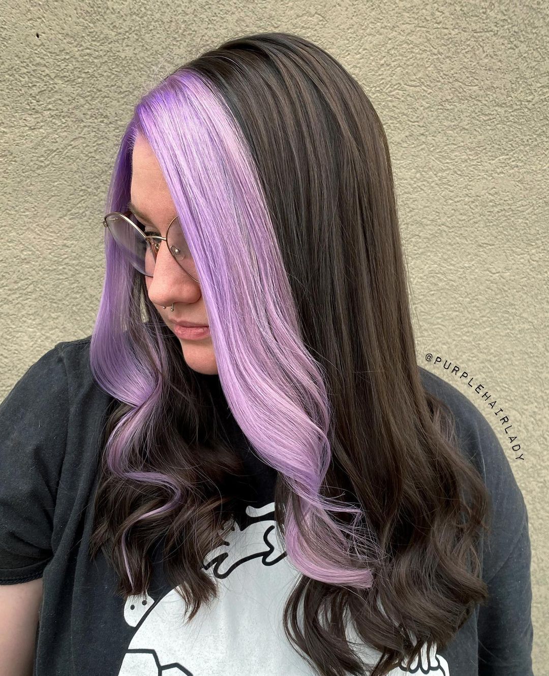 mechas moradas para enmarcar la cara