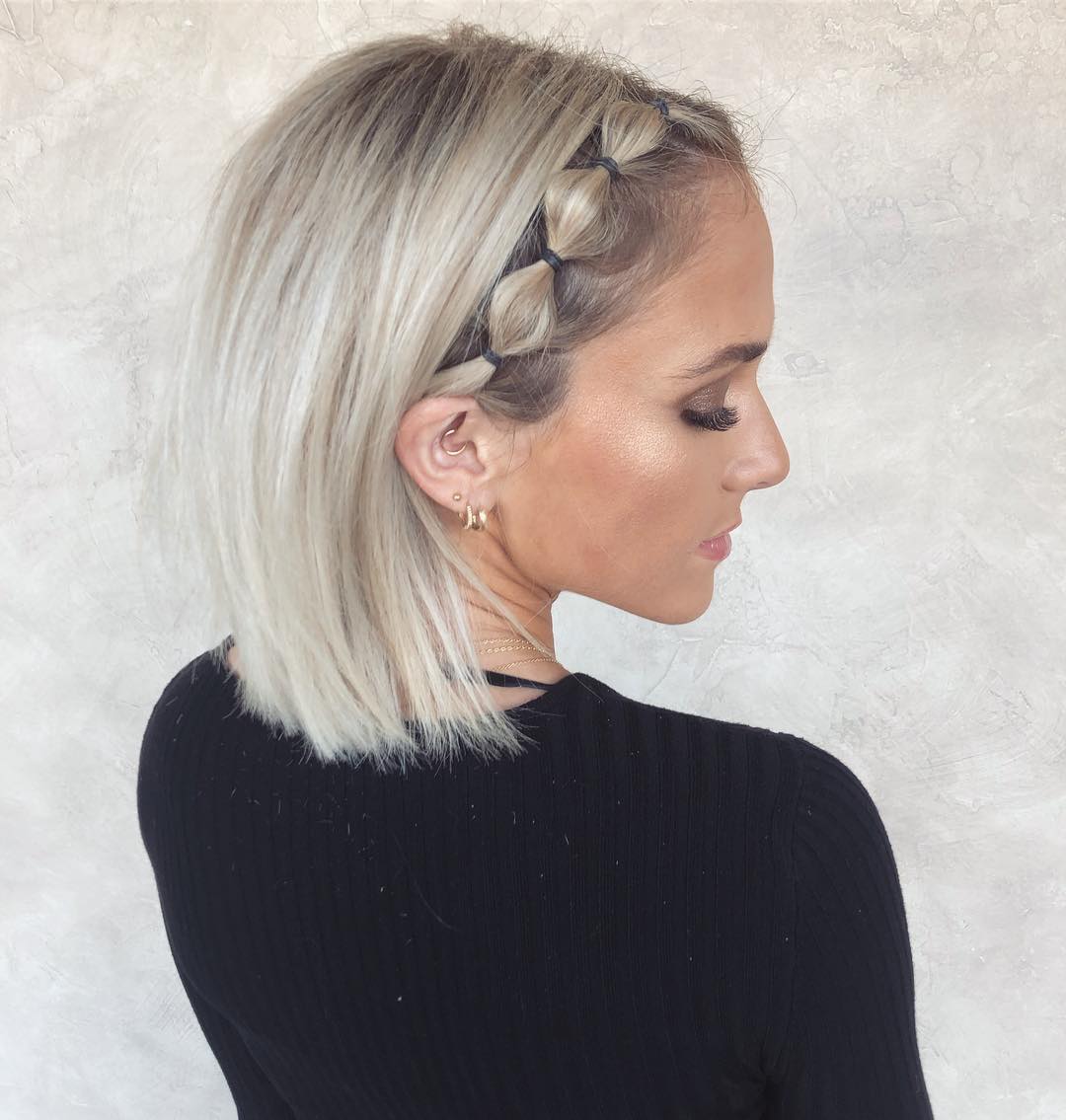 short hair with side bubble braid