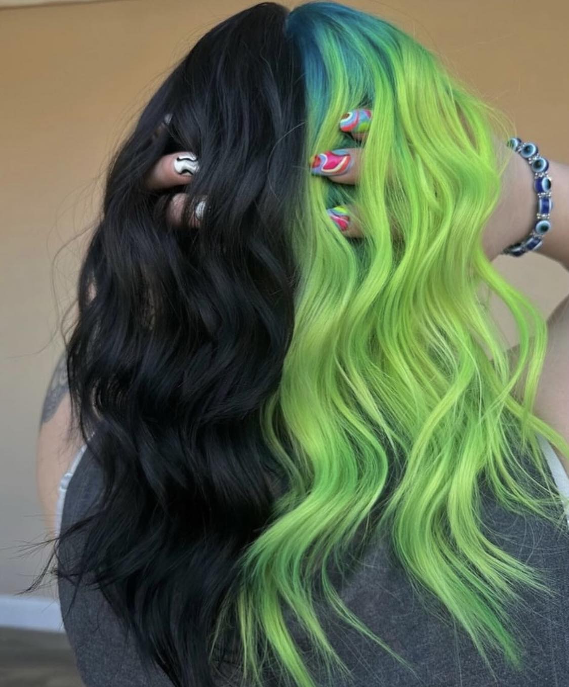 Split-Dye Multicolor Hair