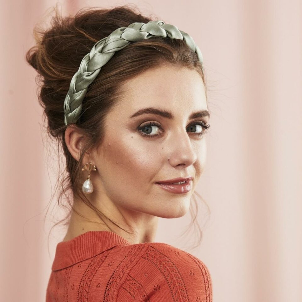 14 Most Popular Hair Accessories In 2025 Everyone's Talking About