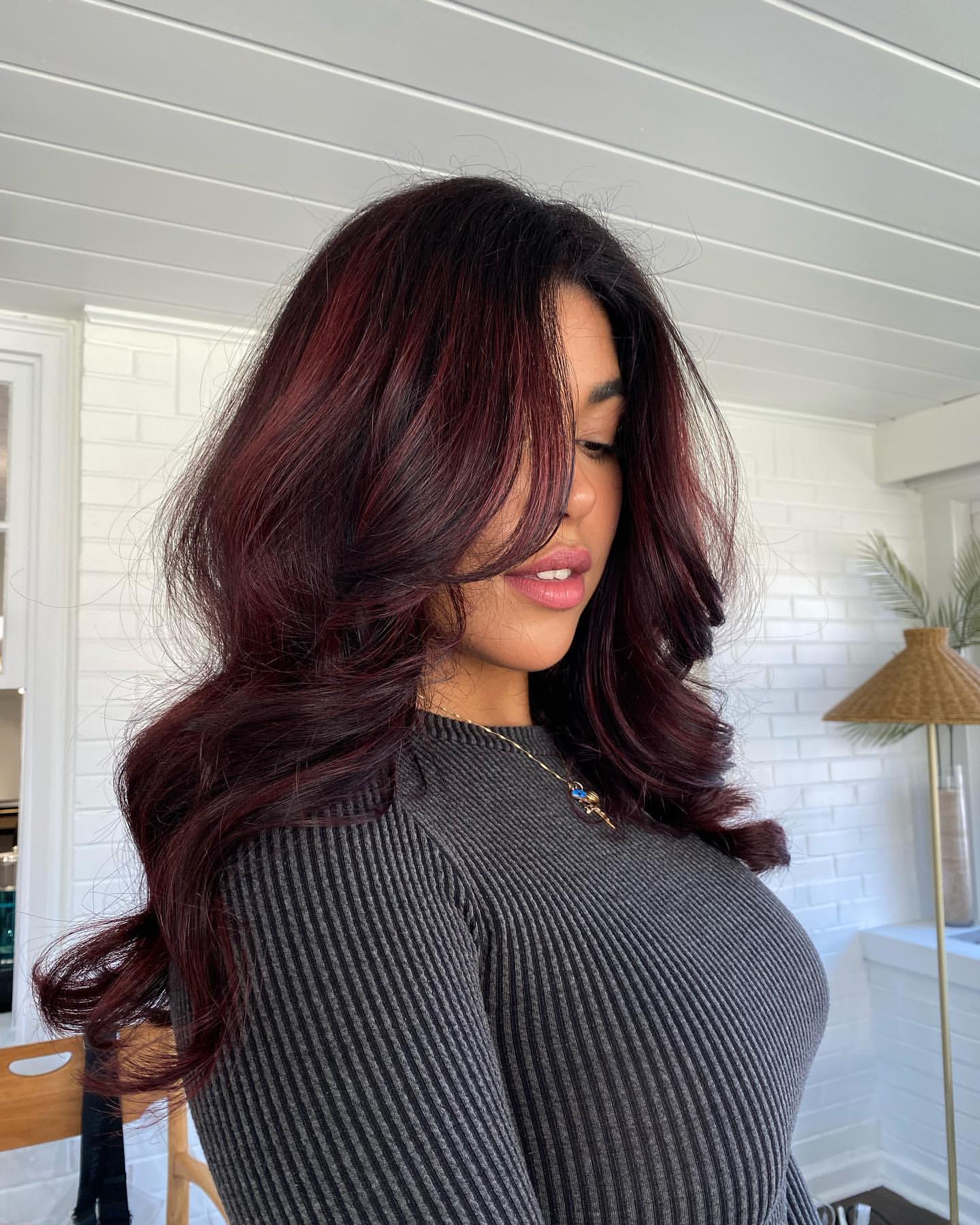 cheveux roux cerise cola rebondis