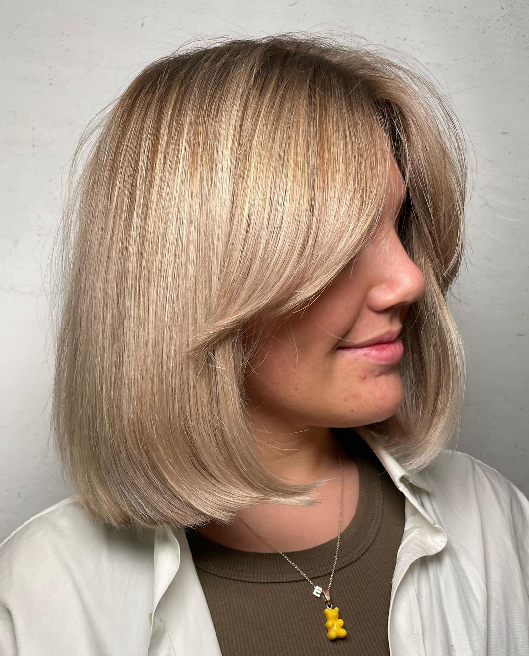 blended cashmere blonde bob