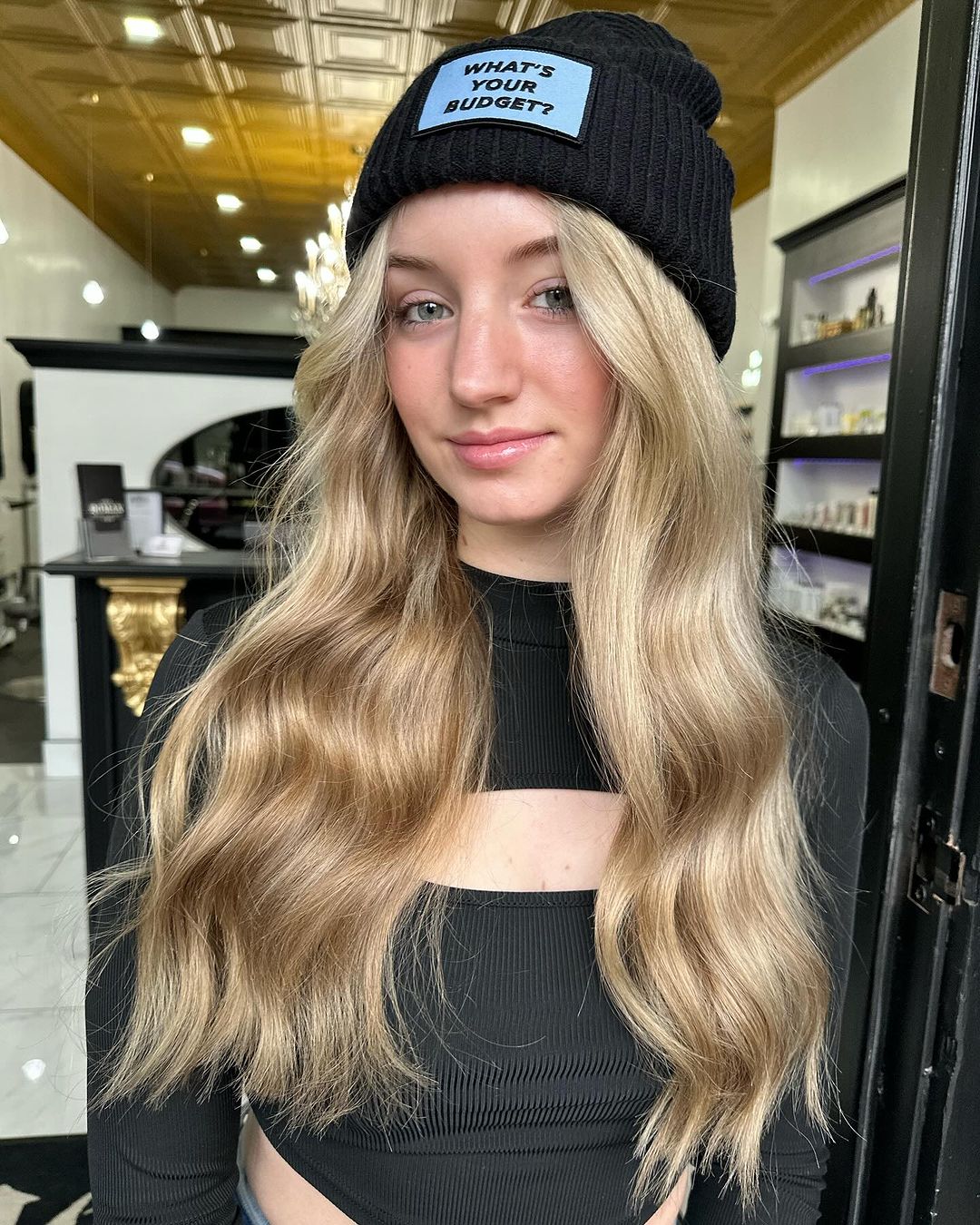 bouncy blowout beanie style