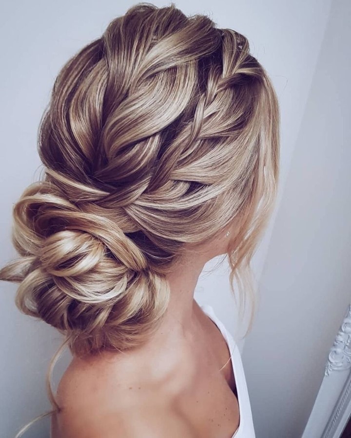 braided loose bun