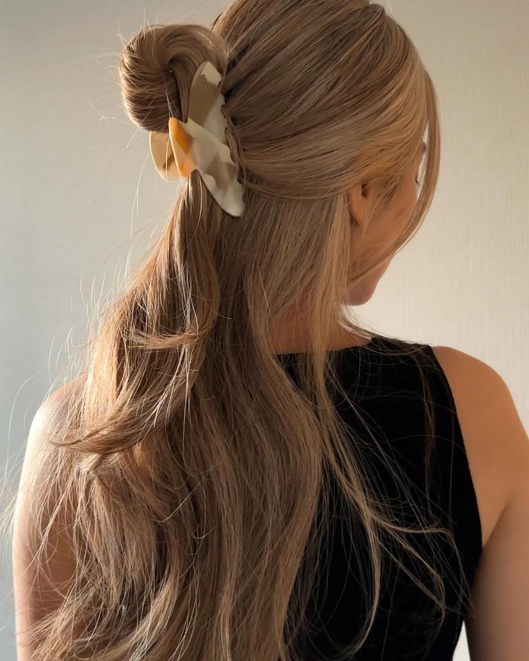 claw clip half updo