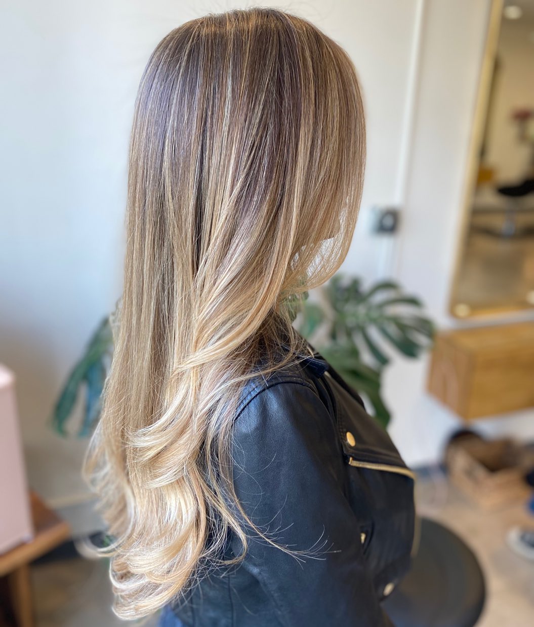 dimensionale blonde blowout