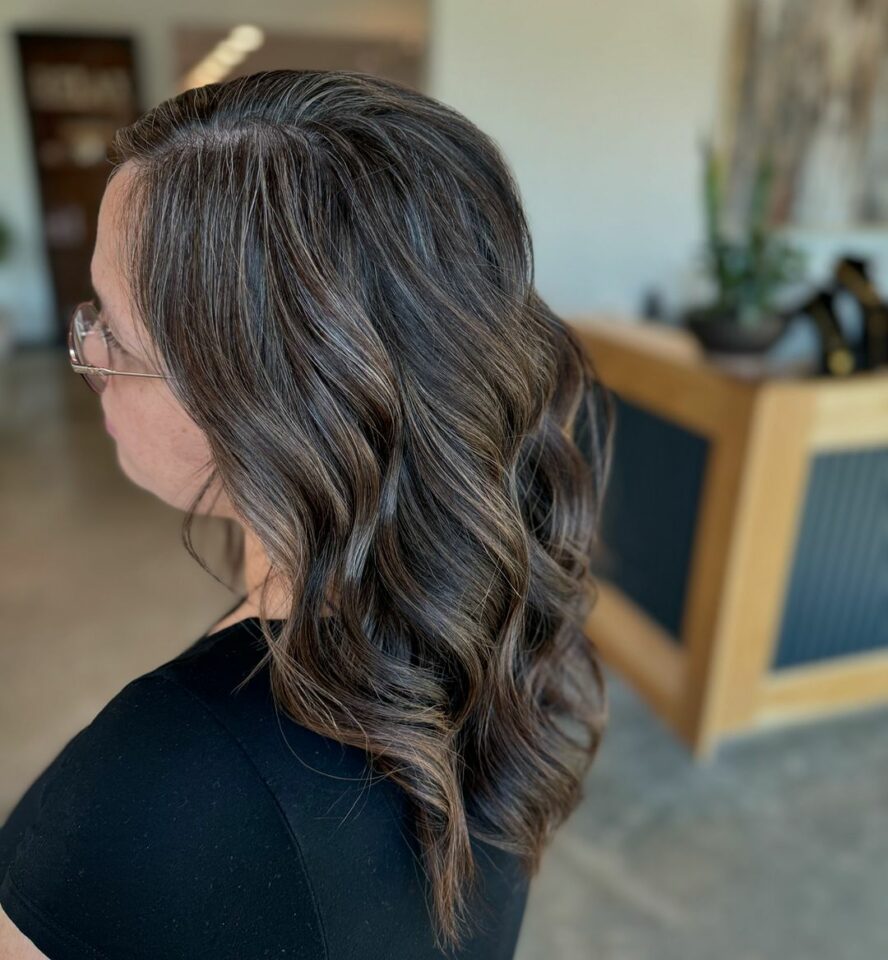 Top 50 Gray Hair With Lowlights Styles For Women Over 50