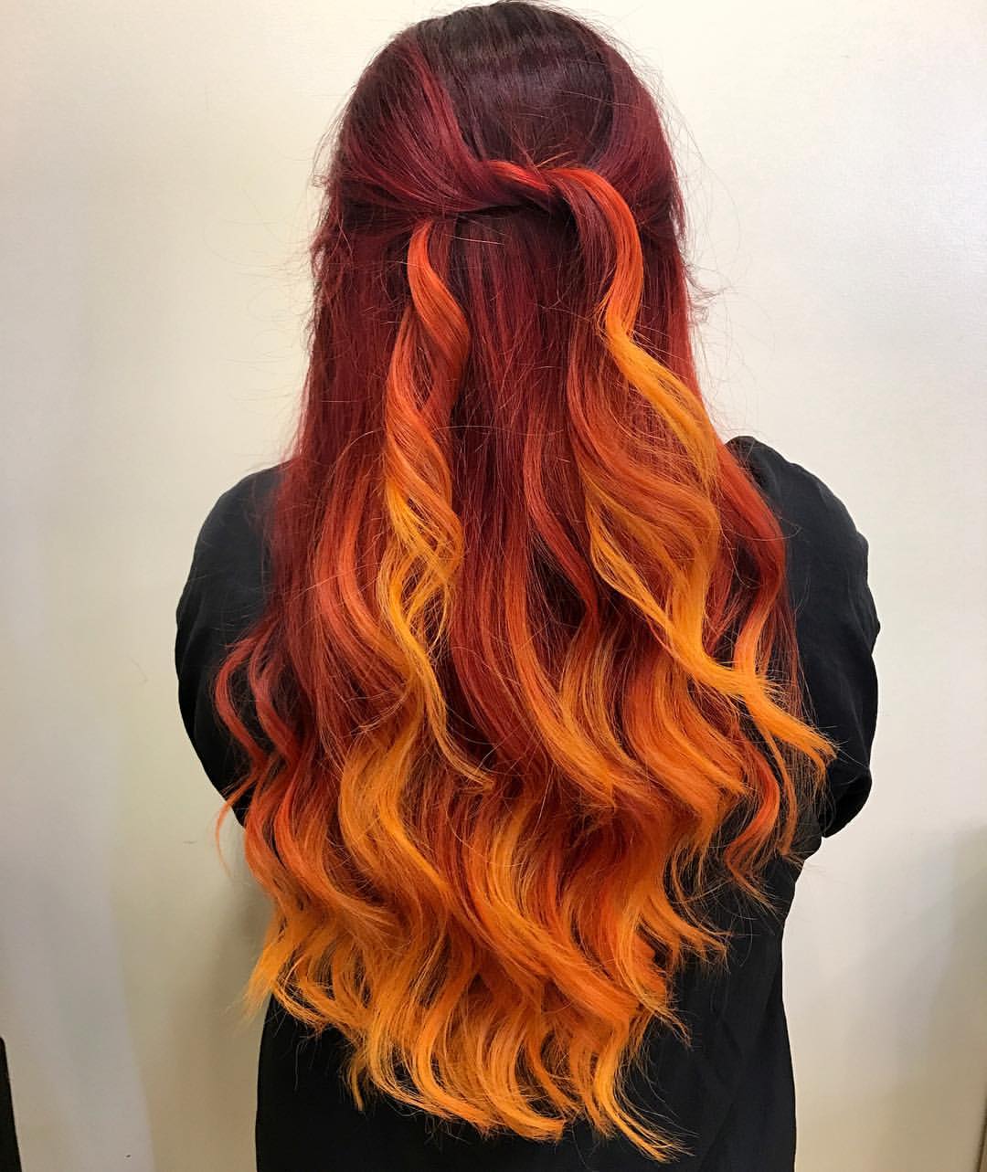 half opgestoken fire ombre haar