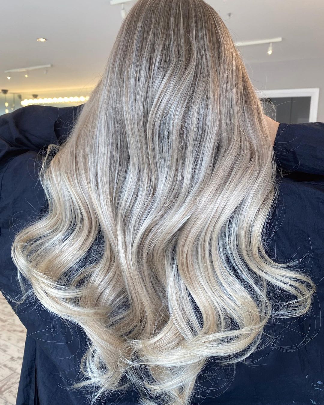 mousy blonde color melt