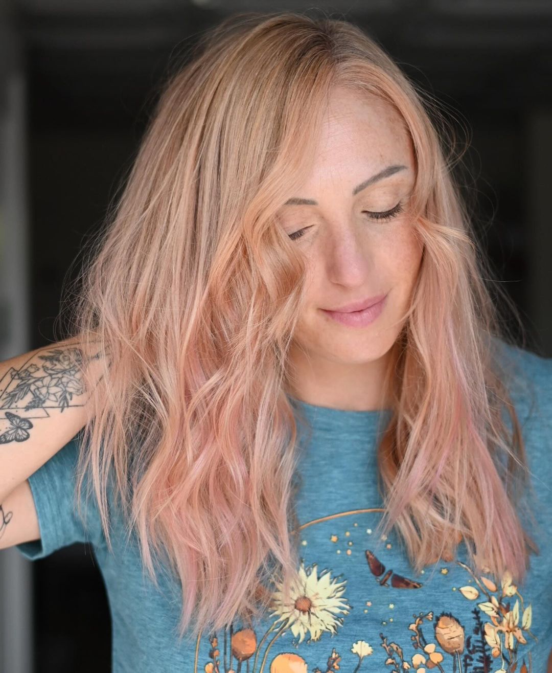 blonde cerise pastel