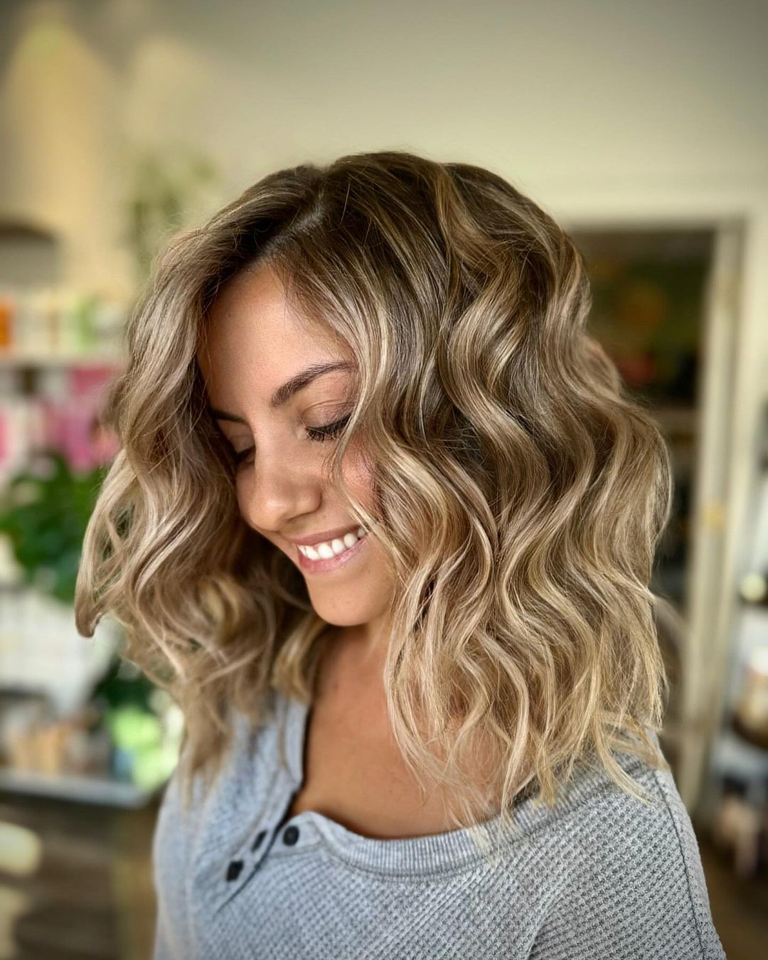 zandkleurig blond haar