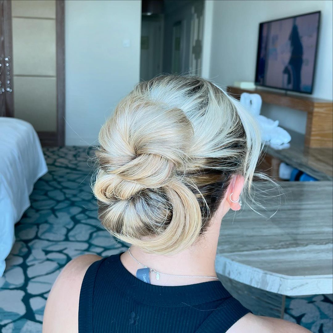 penteado com dois pãezinhos