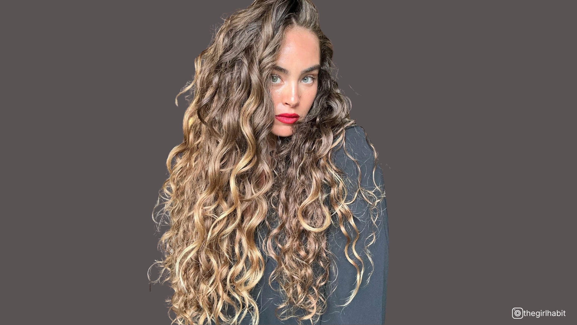 14 Most Flattering Haircuts For Thick Wavy Hair That Will Remove Excess Bulk