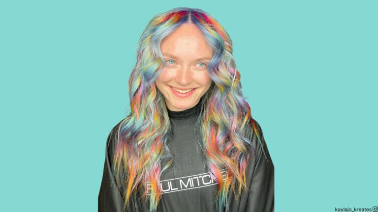 10 ideias de cabelo holográfico para dar um toque mágico ao seu visual