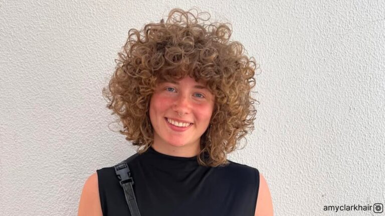 12 Cool Ways To Give Your Chin-Length Curly Hair A Fresh New Look
