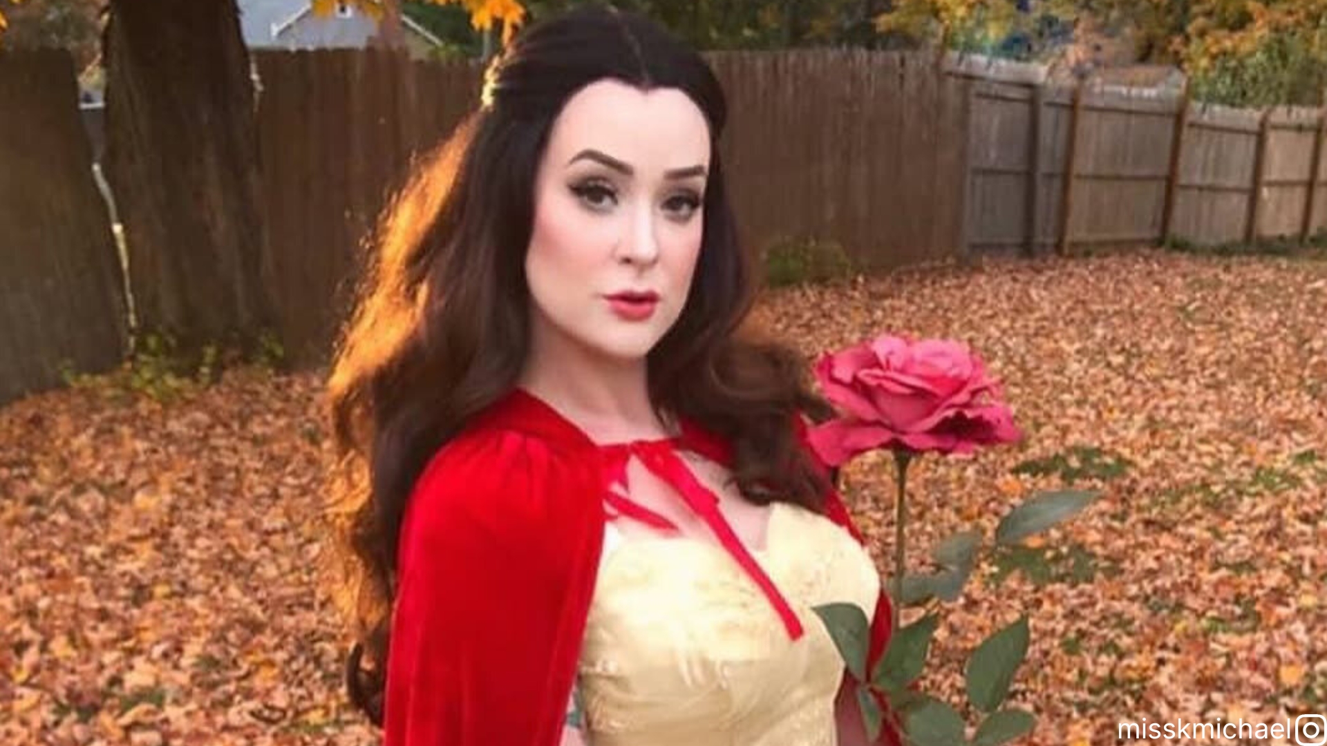 12 Disney Princess Belle haarideeën voor een dromerige sprookjesachtige look