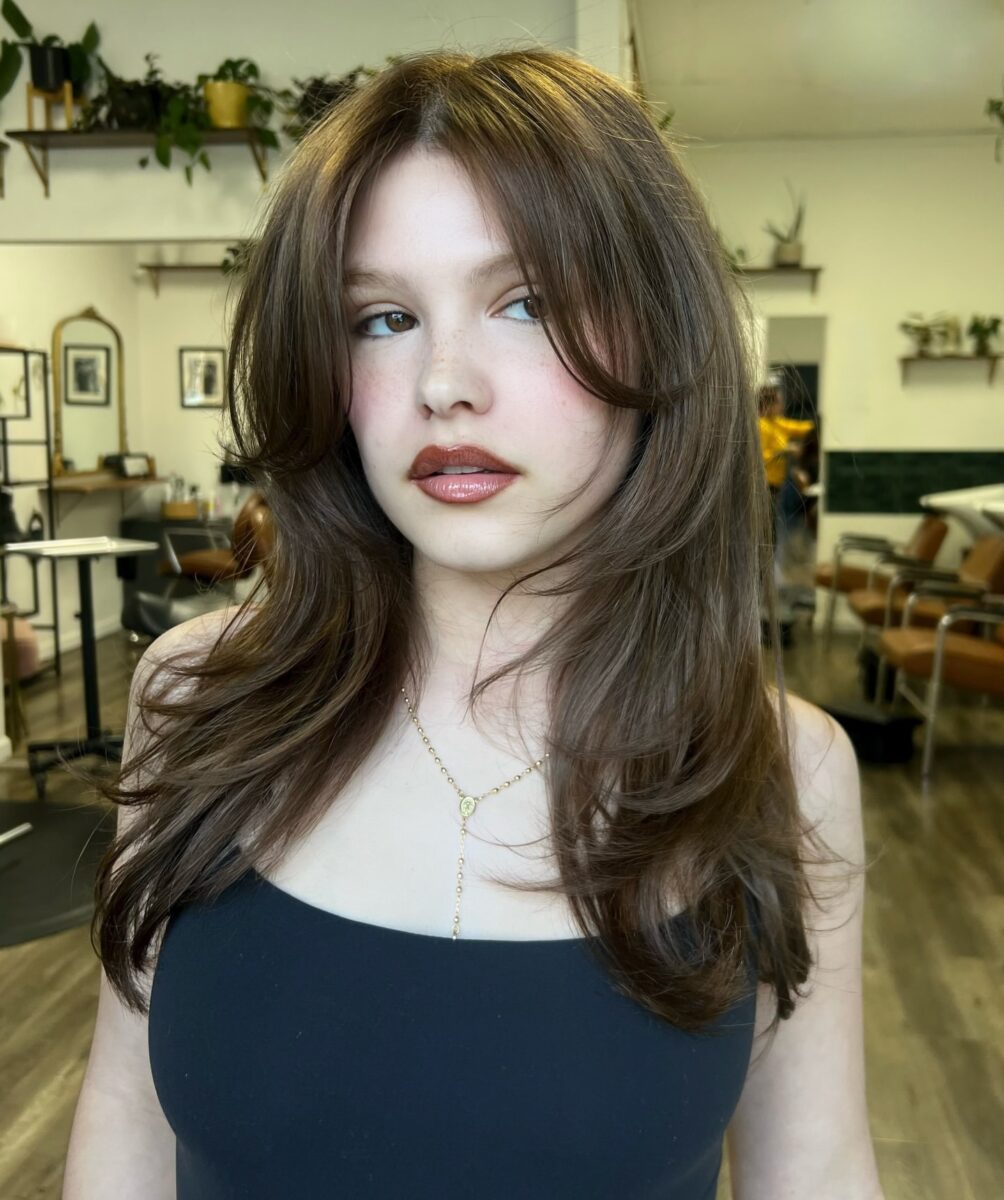  11 Perfect Haircuts For Women With Oval Face Shape You Must Try