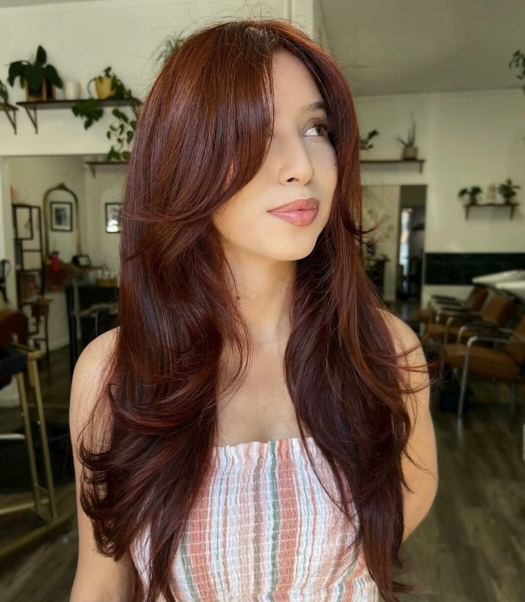 10-gorgeous-ways-to-wear-layered-hair-with-curtain-bangs