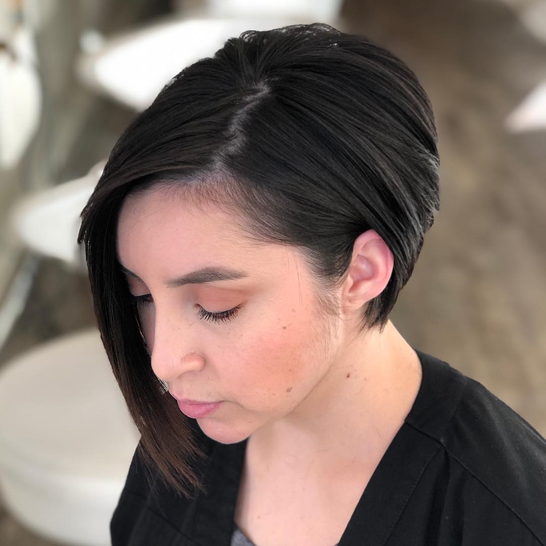 asymmetrical stacked bob