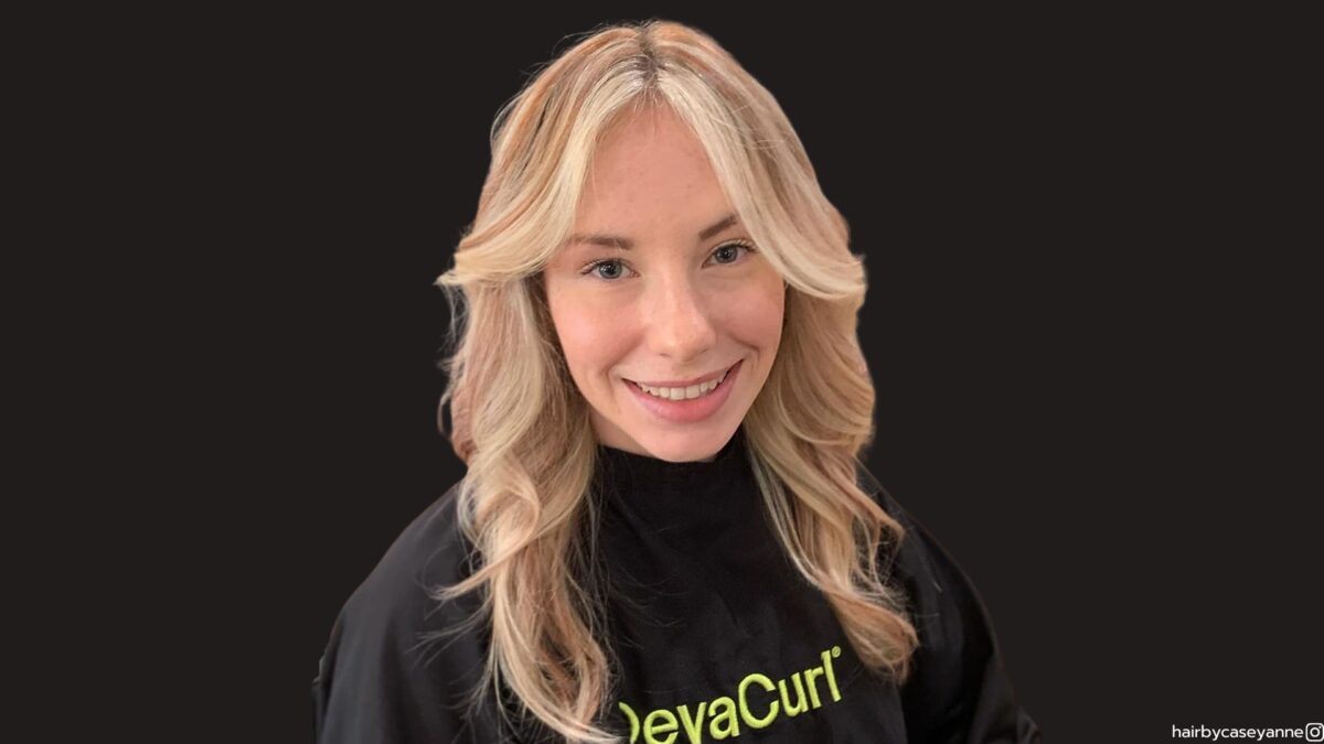 blonde-hair-with-copper-lowlights-is-the-hottest-dimensional-style-this