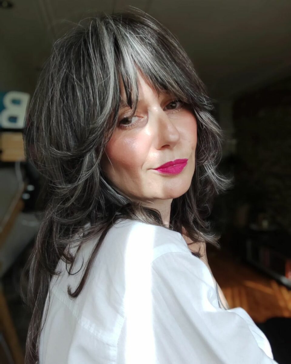 25 Long Shag Looks Perfect for Thick Hair - Hair Style Inspirations — image 2