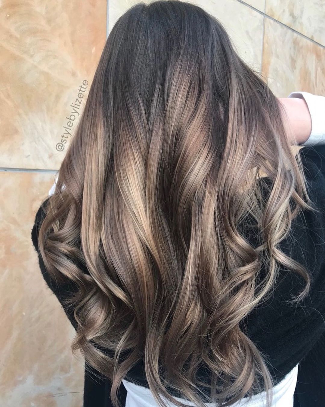 balayage inverso al cioccolato ghiacciato