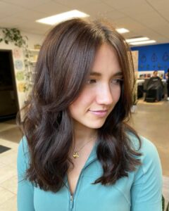 16 Haircuts That Conceal And Contour A Larger Forehead With Style
