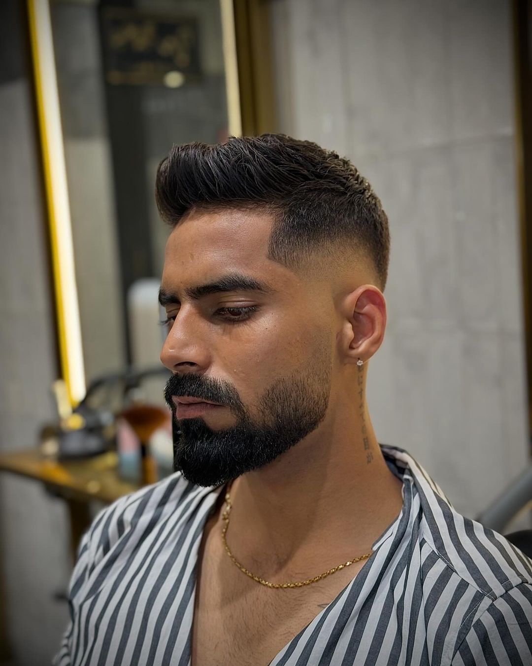 Slick Up Mid Fade Gorgeous Hair (cheveux lisses et magnifiques)