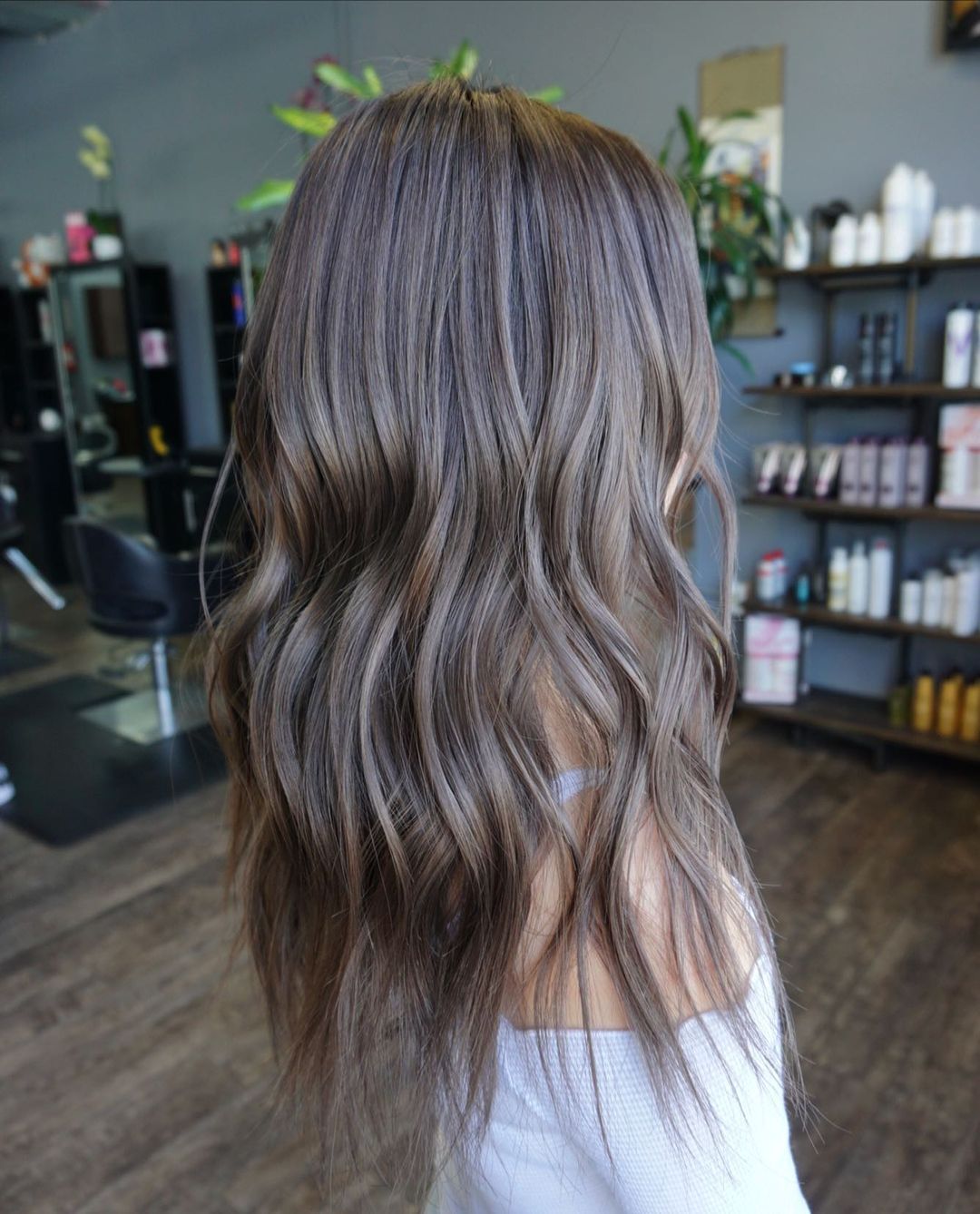 Soft Ash Brown Highlights