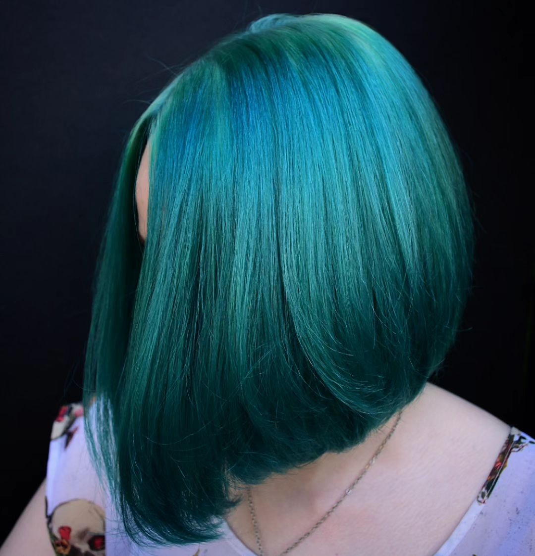 Teal Inverted Bob With Mint Roots