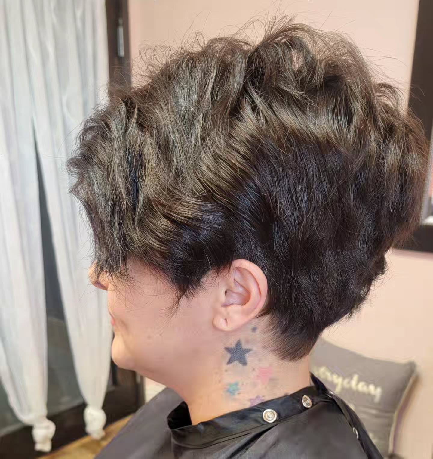 cabelo pixie texturizado