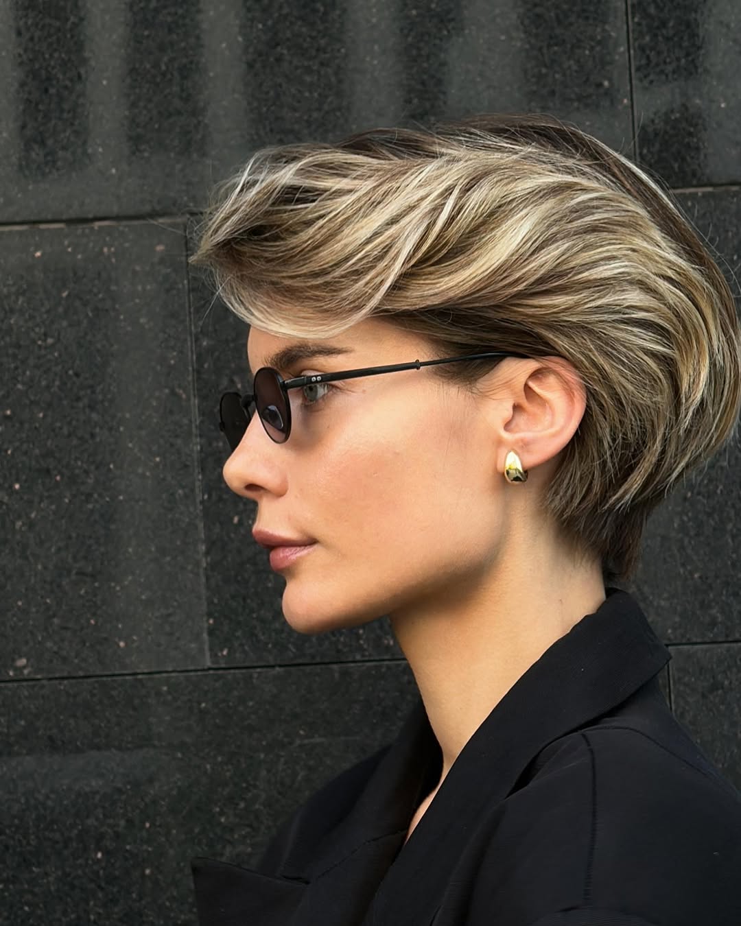 voluminous long pixie