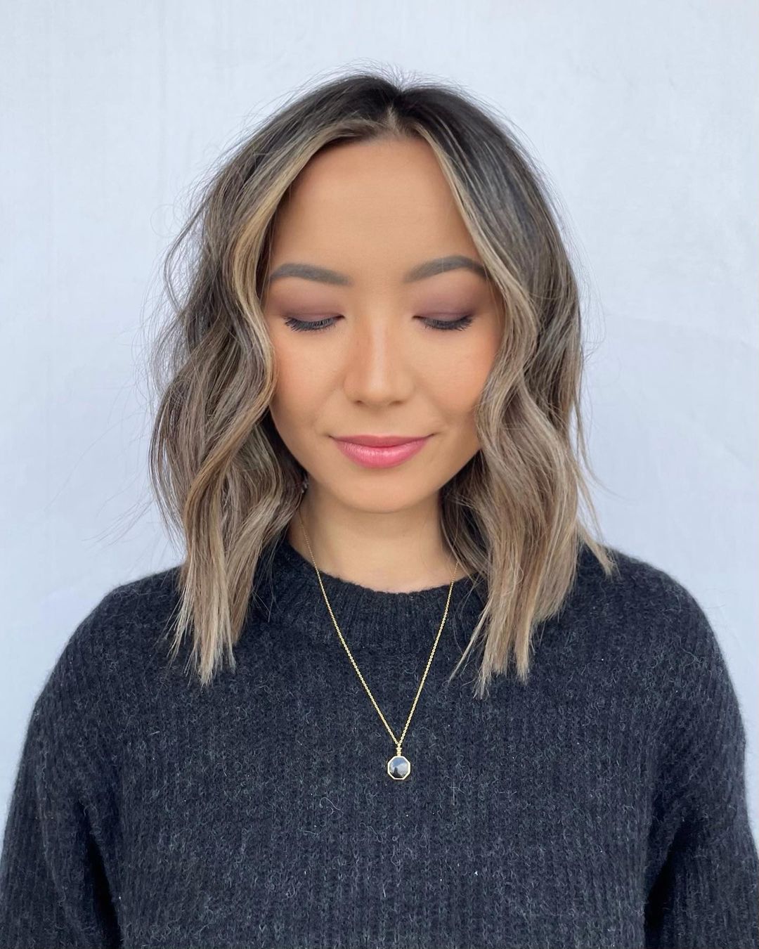 balayage on shoulder length hair