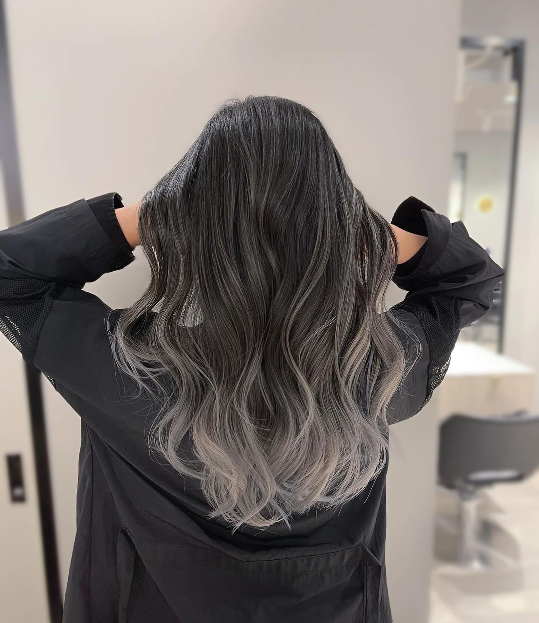 zwart tot asgrauwe balayage