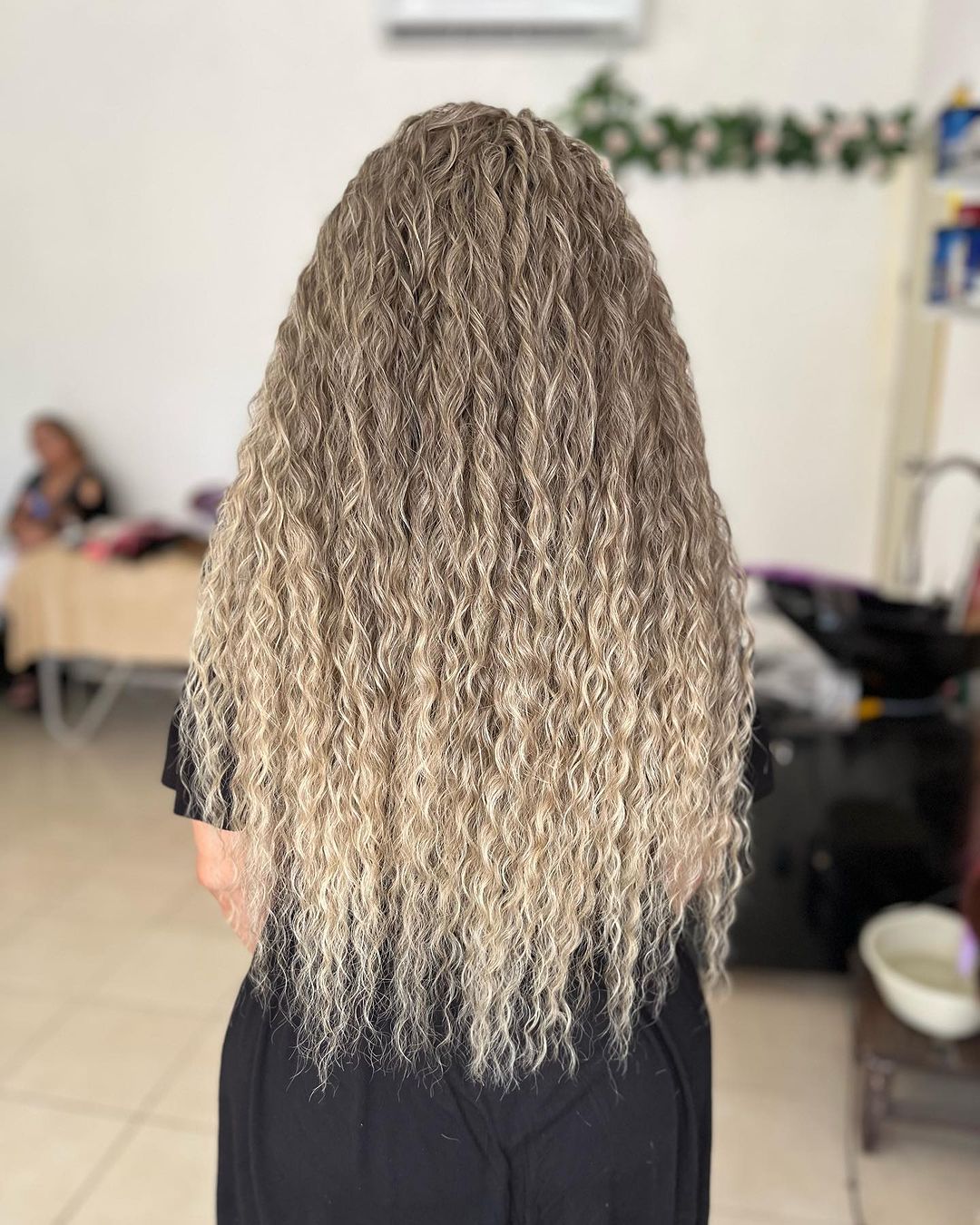 rubia crochet pelo rizado