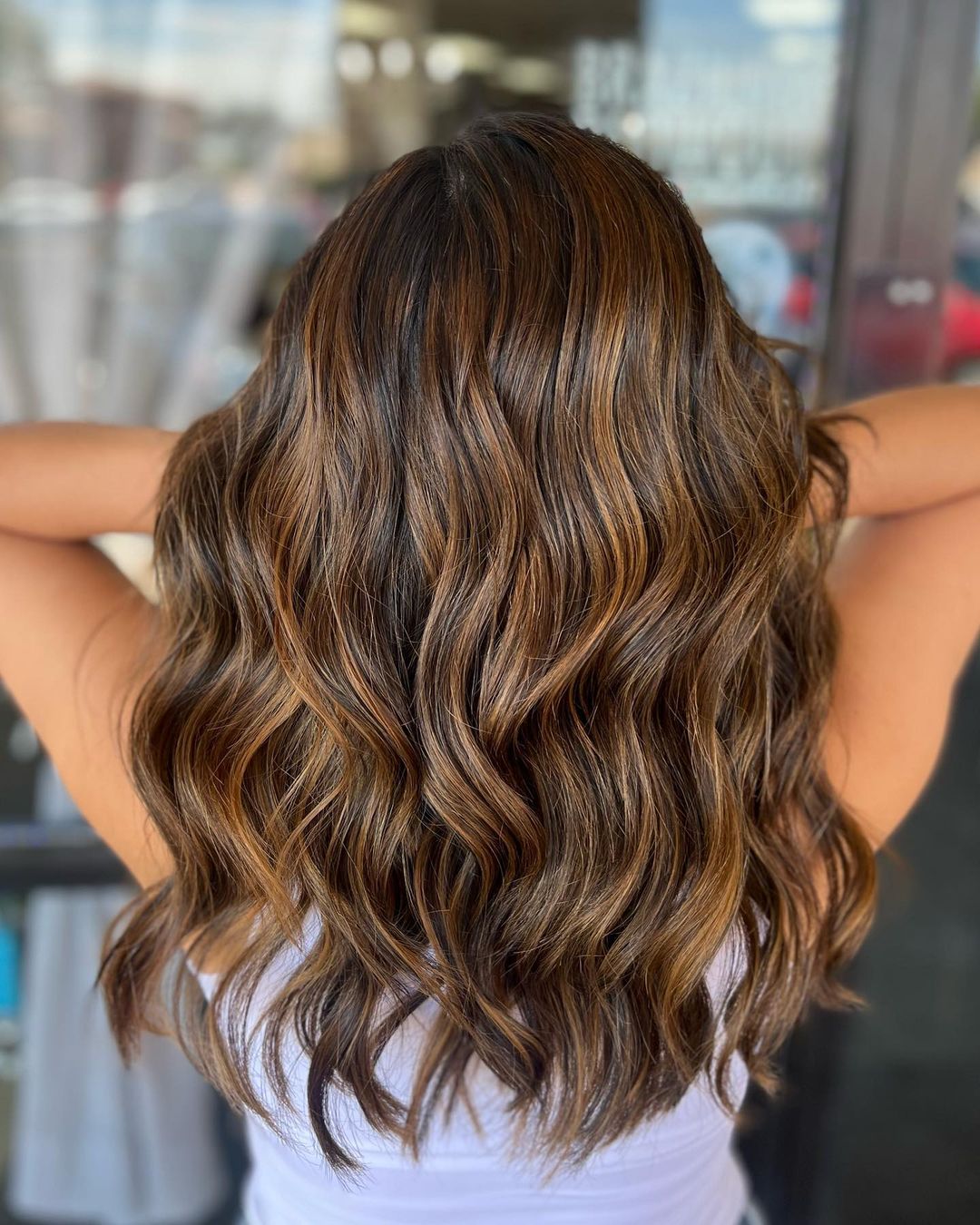 balayage em redemoinho de canela