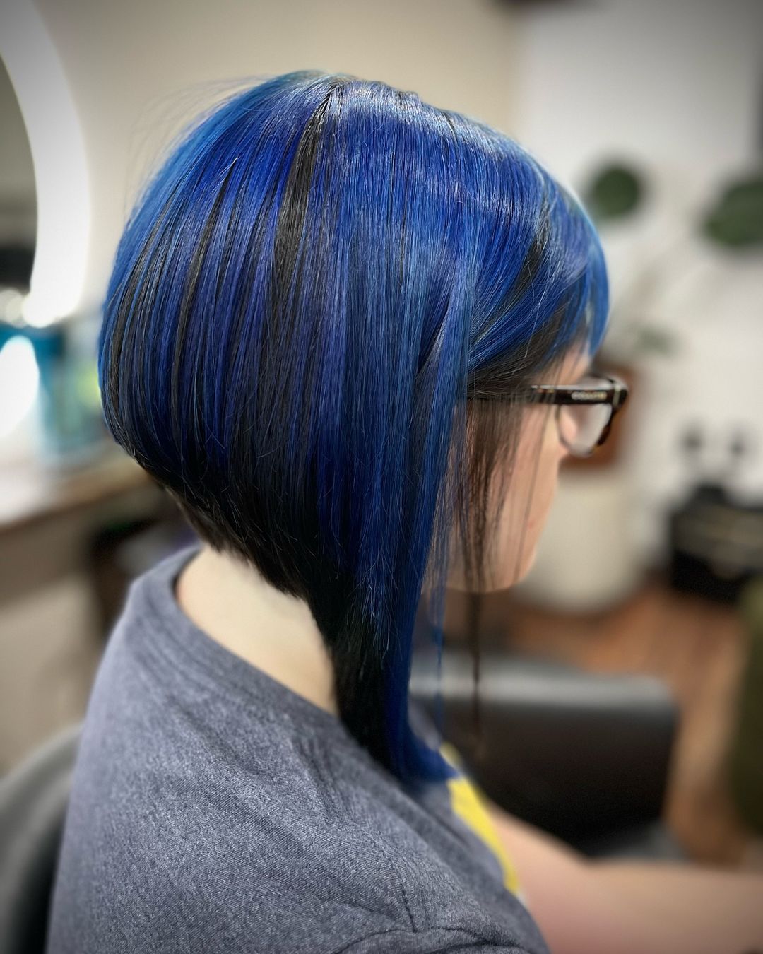 color blocked layered stacked bob