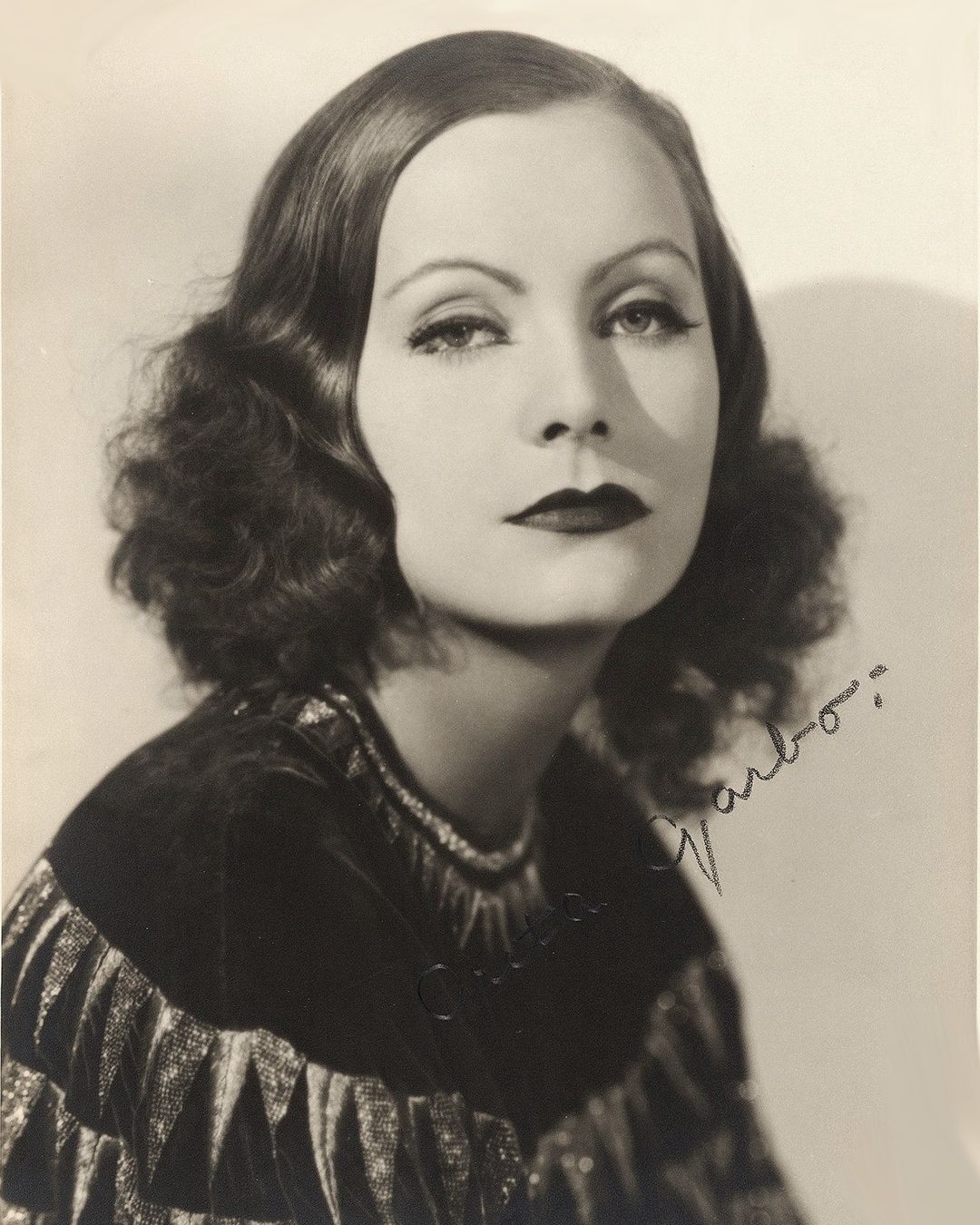 greta garbo with old hollywood bob