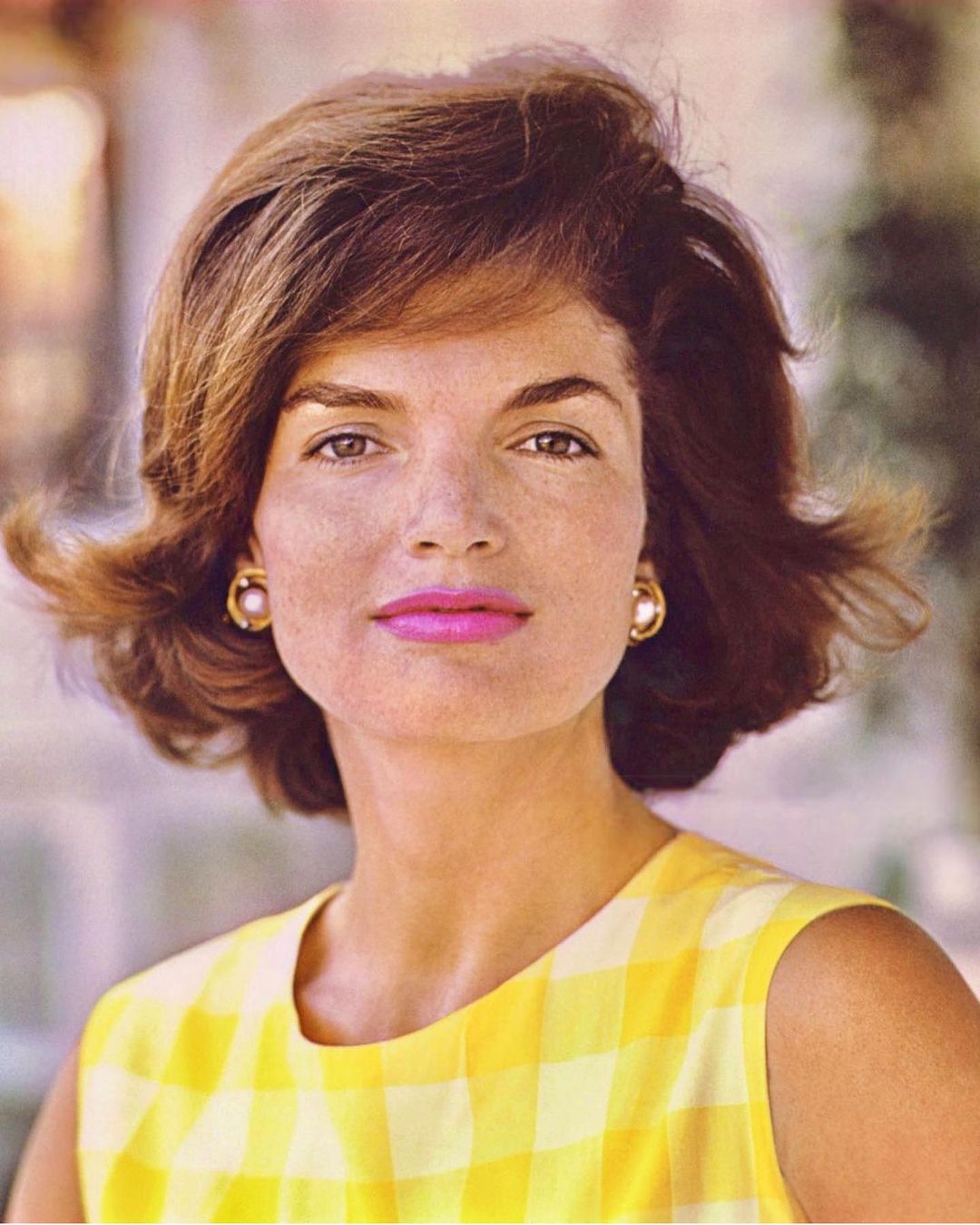 jackie kennedy with old hollywood bob