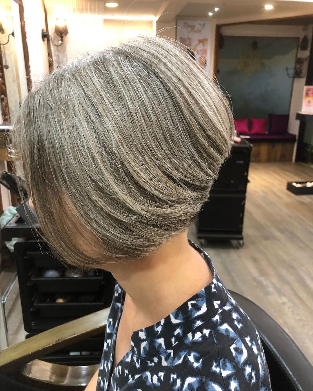 layered stacked bob gray blending