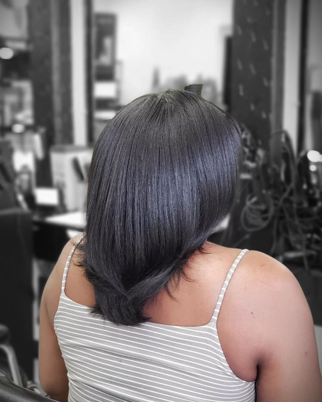 silk press bob V-cut