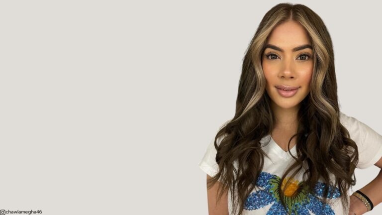 cabelo escuro com madeixas claras a emoldurar o rosto