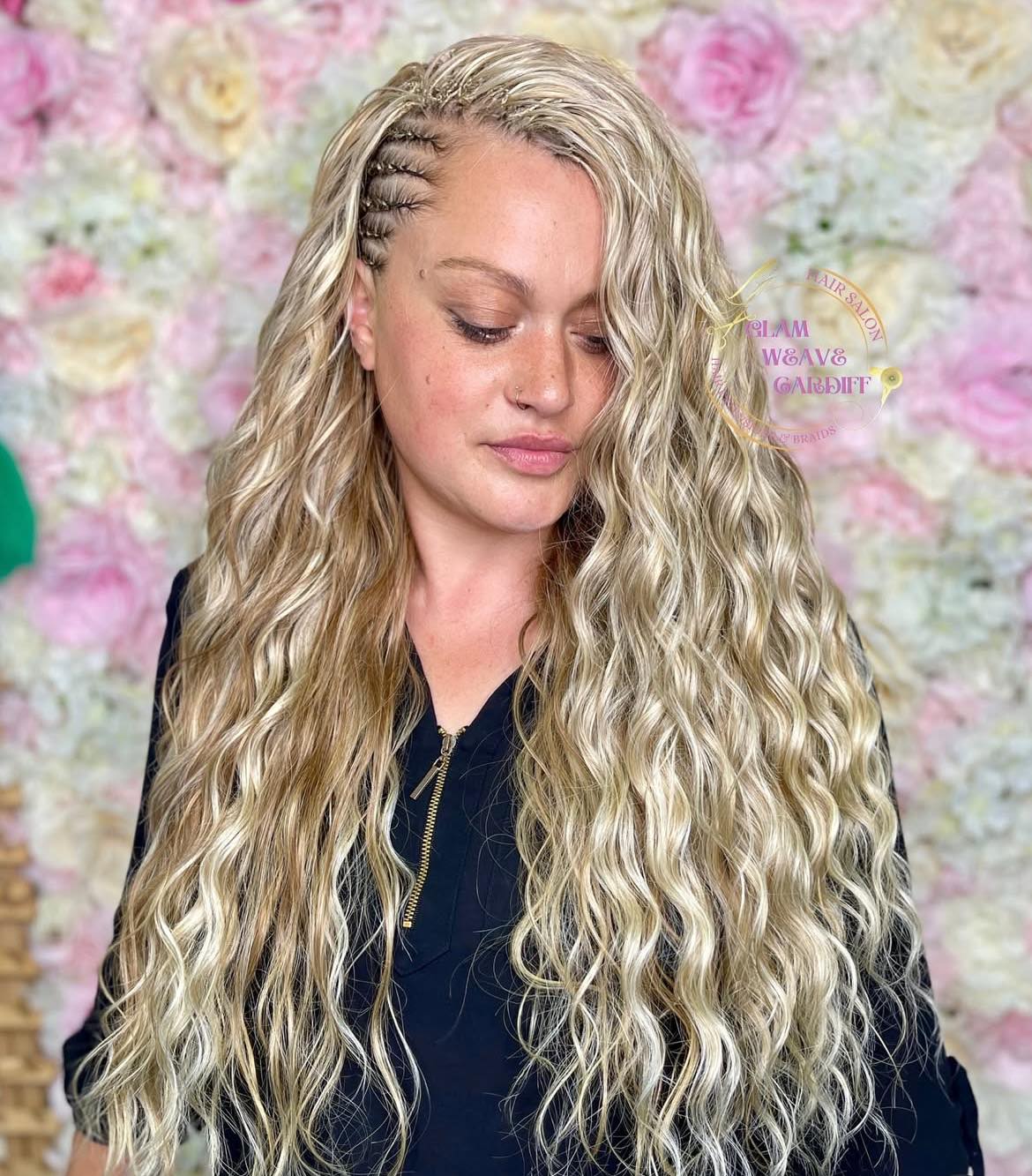 Ondas al mar con trenzas laterales