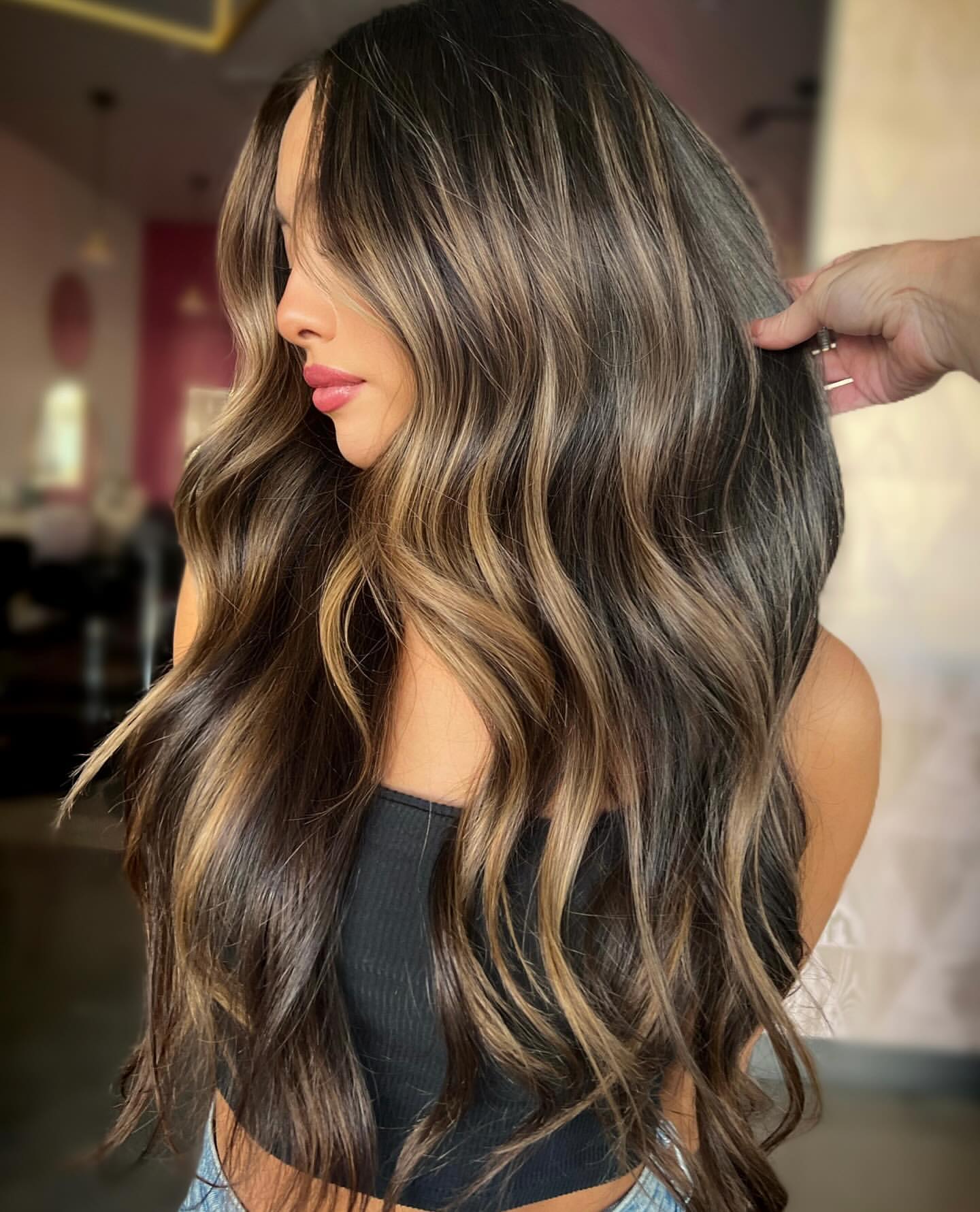 seamless brown and blonde balayage