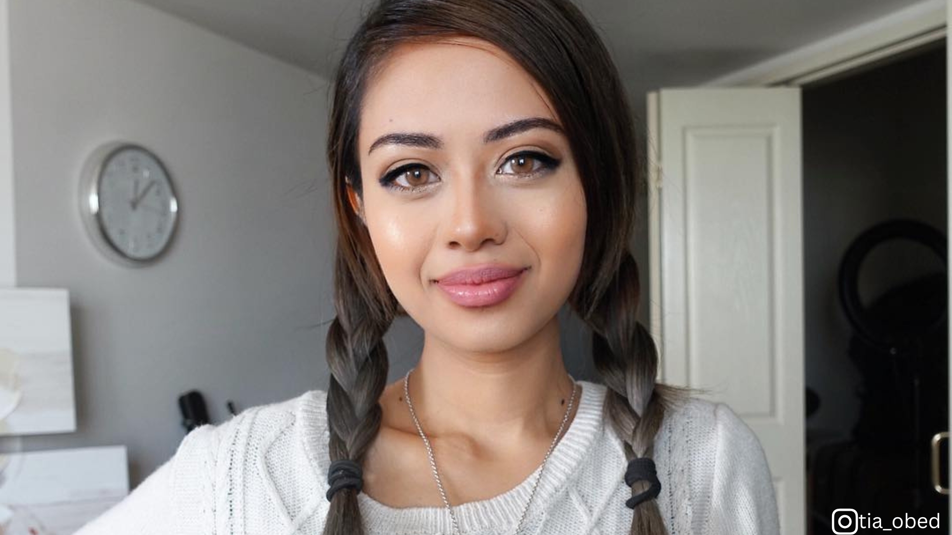 12 Simple Hairstyles That Will Elevate Your Everyday Look