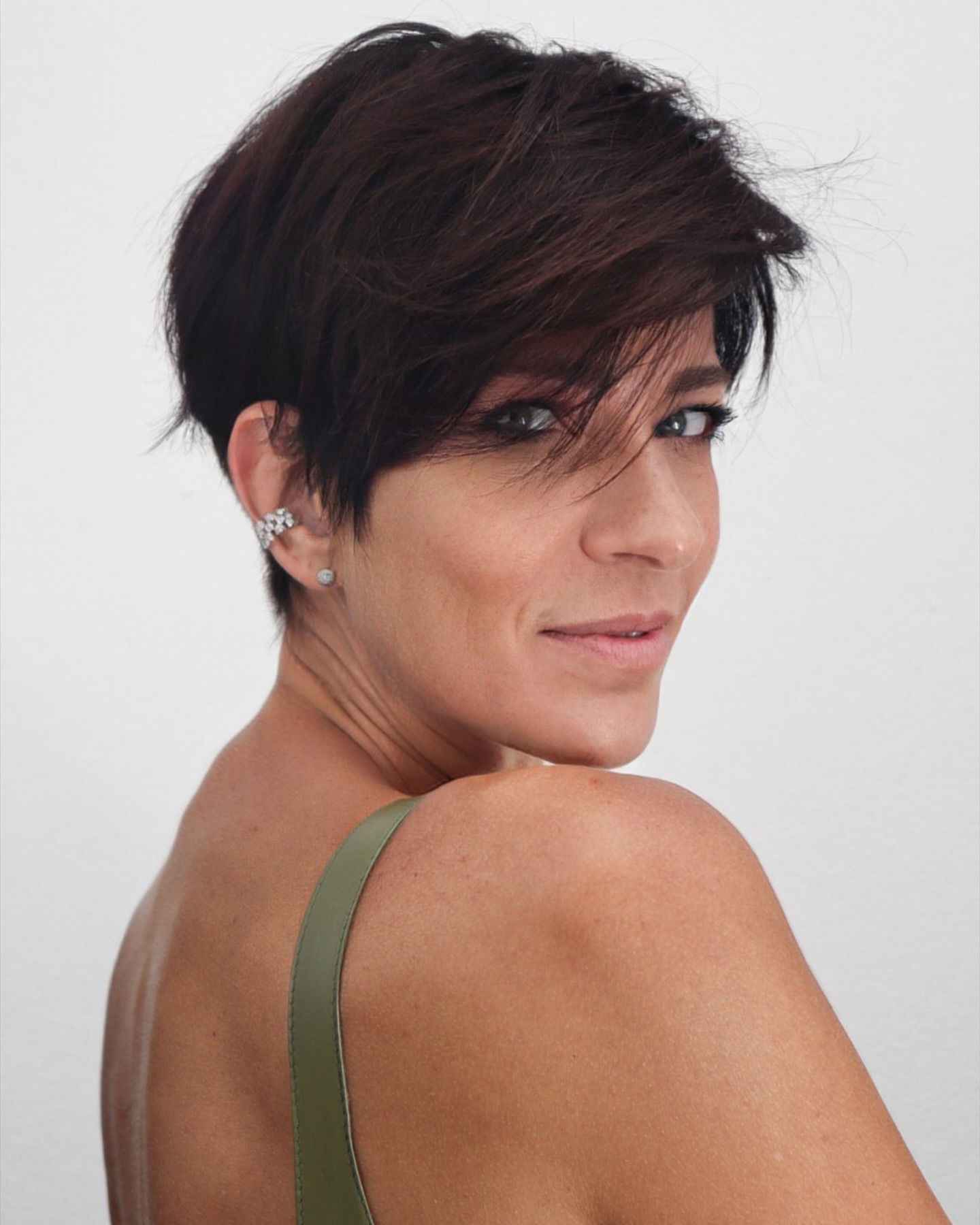 layered pixie cut