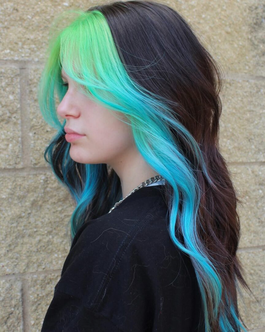 11 Ideas To Elevate Your Brown Hair Game With A Bold Money Piece