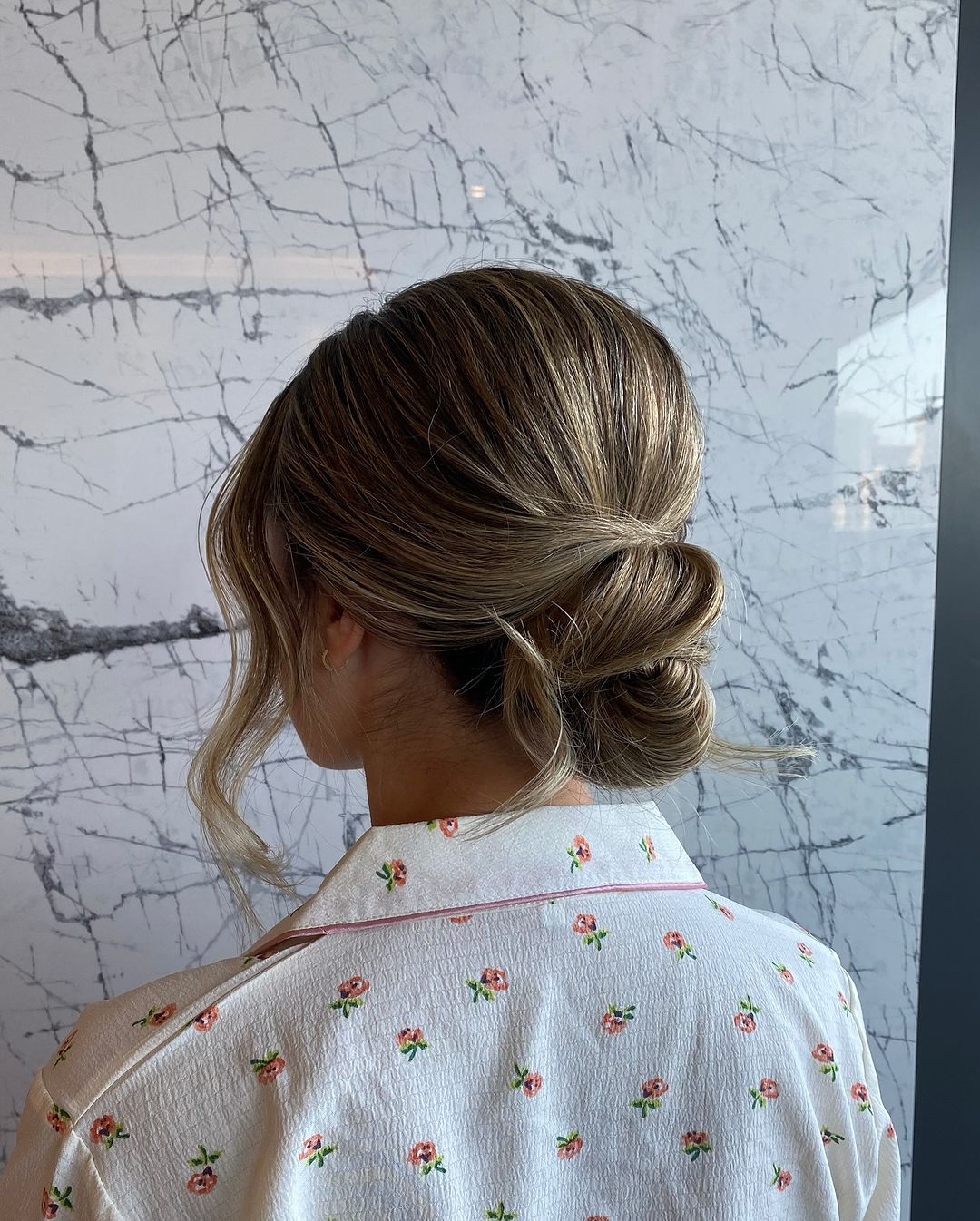 Chignon basso casual