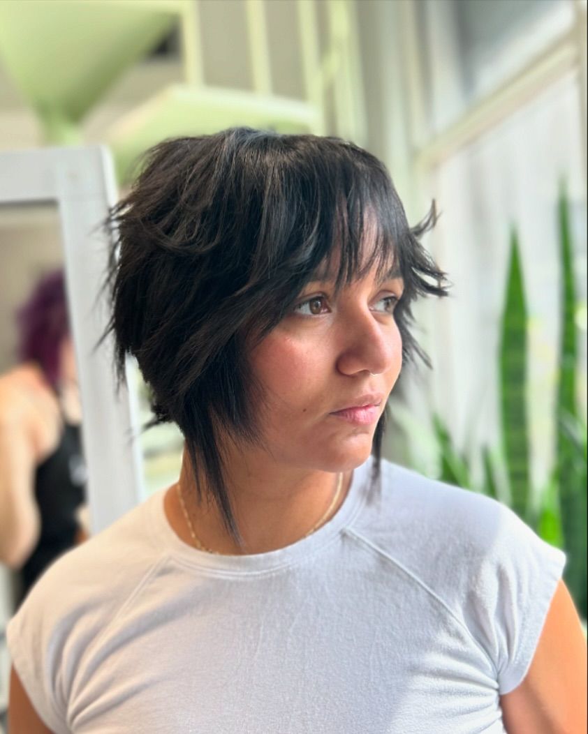 11 Chin Length Choppy Bob Haircuts For A Stylish Transformation